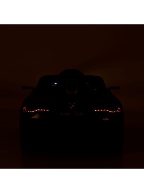 BO BMW i4 elektromos kisautó 2motor, 115cm, 30kg-ig PIROS