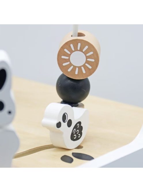 MONI fa járássegítő kocka