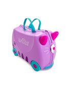 Trunki bõrönd Cassie, a cica